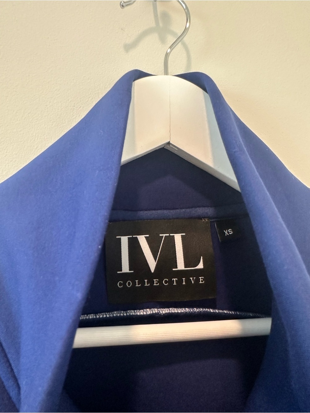 IVL Scuba Jacket in Navy White Size XS Pilates Athleisure Activewear Revolve - Picture 6 of 12